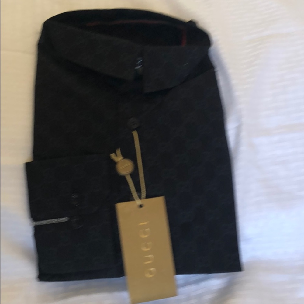 An extra extra large Gucci dress shirt